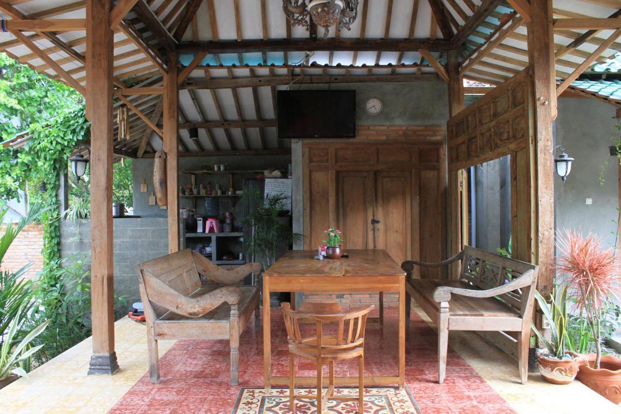 Watukarung Ristu Homestay Kalak Exterior photo