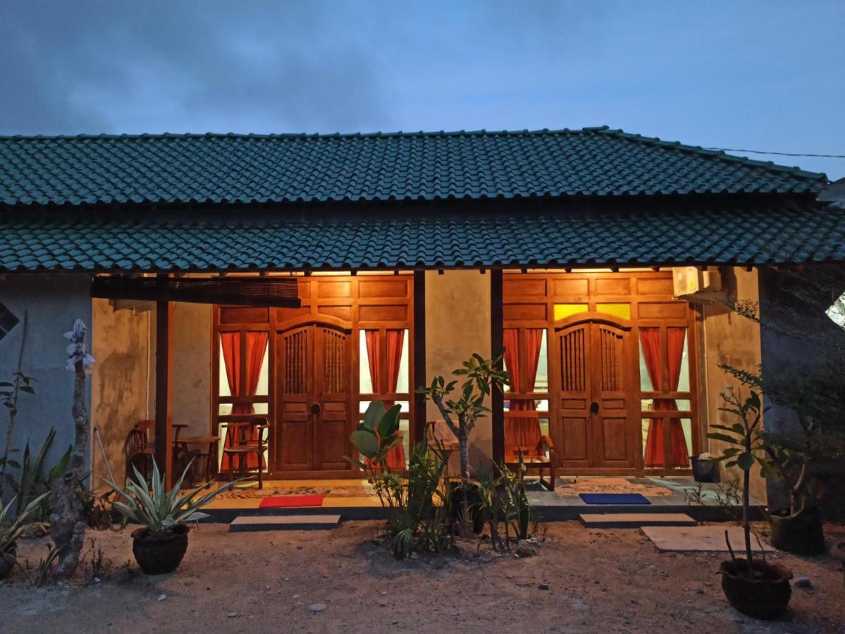 Watukarung Ristu Homestay Kalak Exterior photo