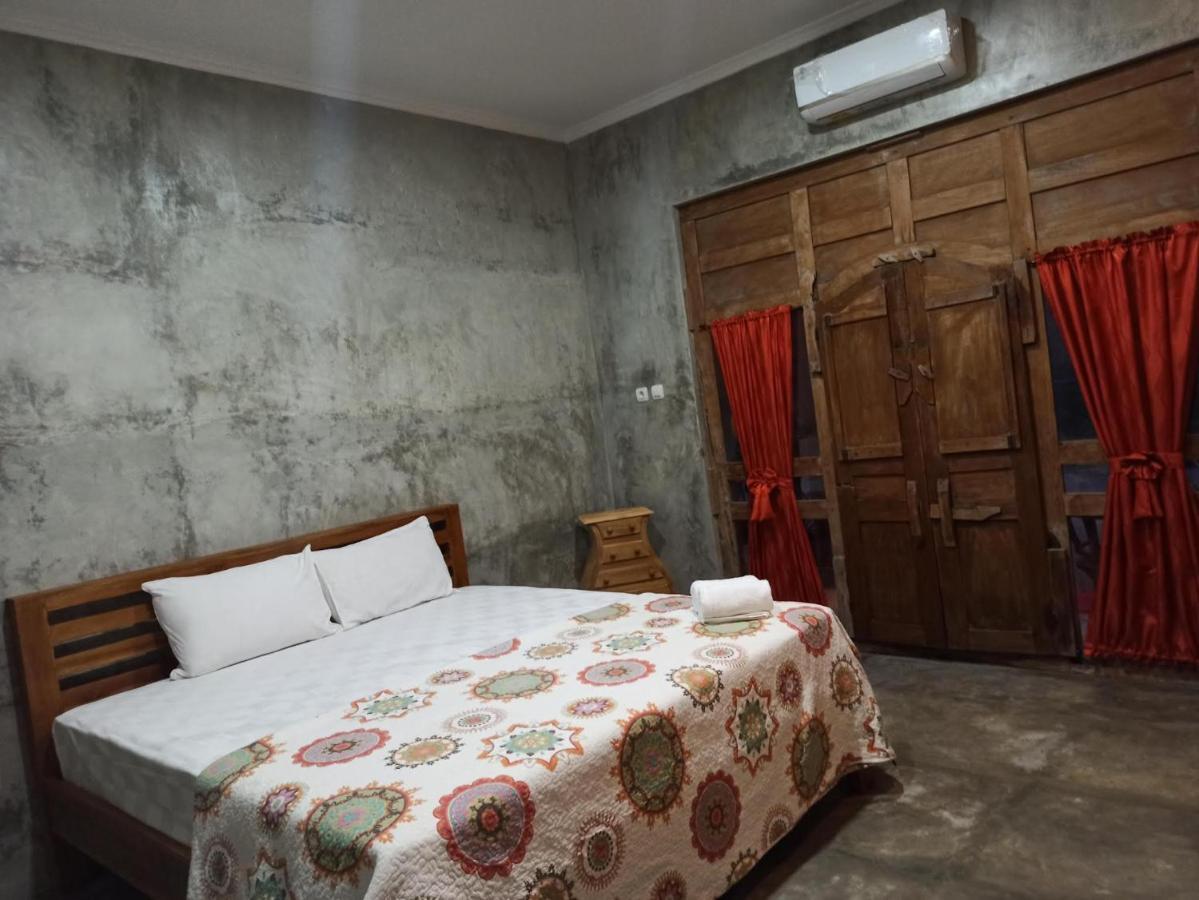 Watukarung Ristu Homestay Kalak Exterior photo